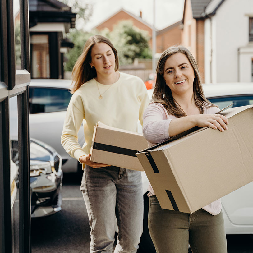 Moving-out-carrying-boxes.jpg